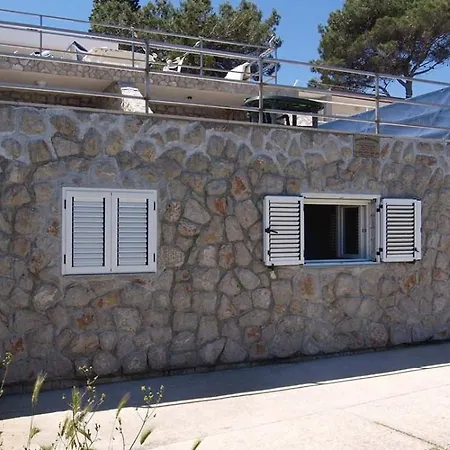 Πανσιόν Lacic 3*