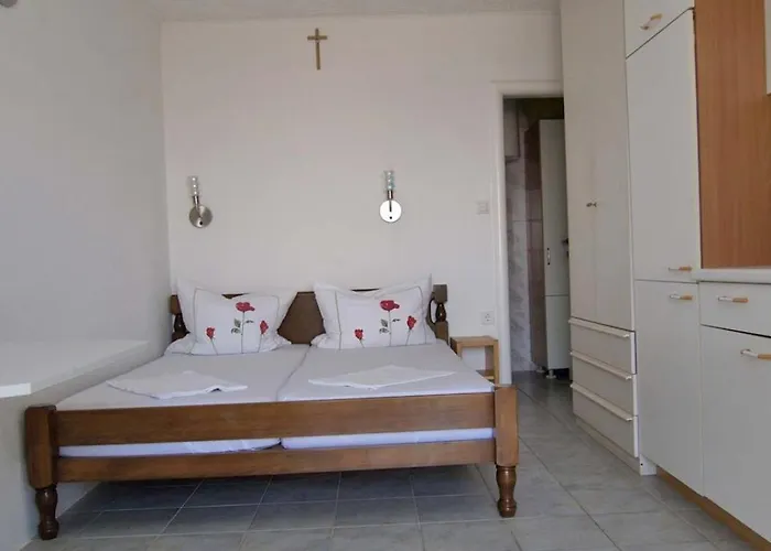 Lacic Guest house 3*