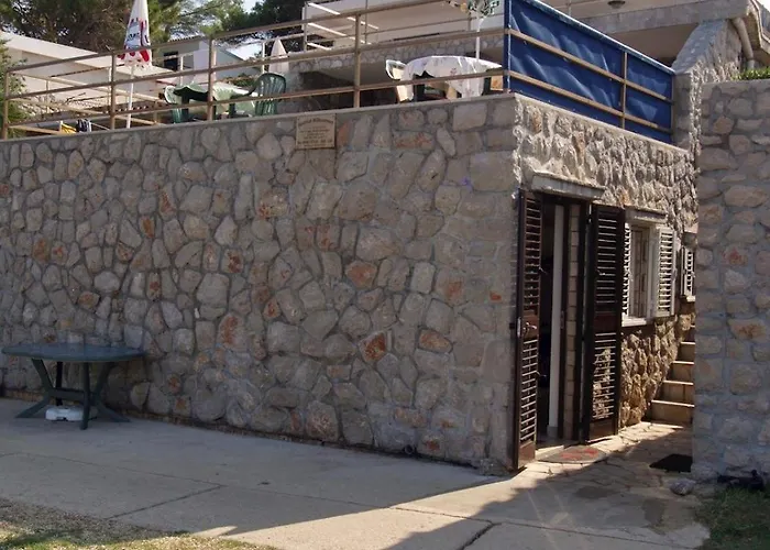 Guest house Lacic 3*