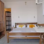 Lacic Gostinjska kuća 3*